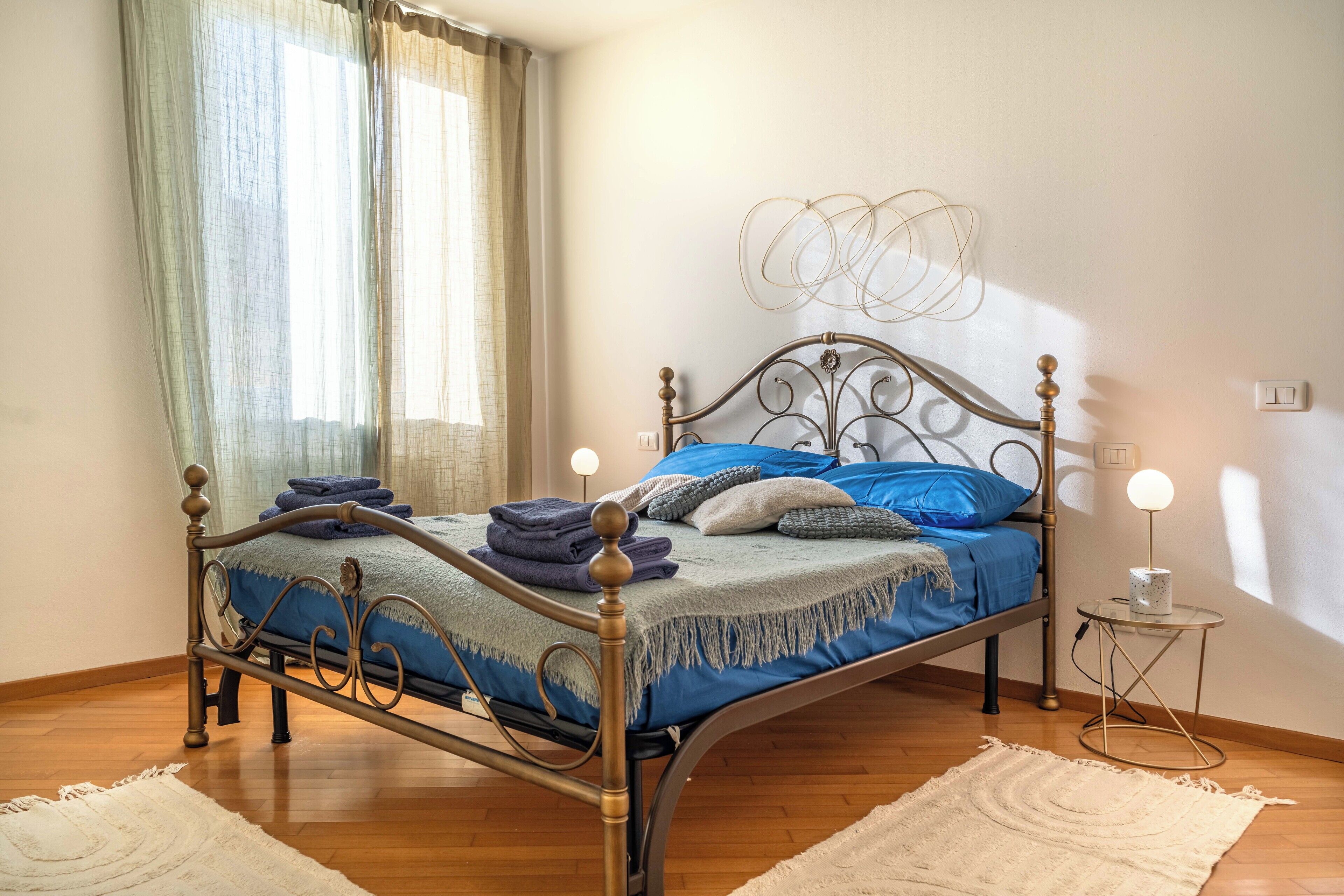 1 soverom, strykejern/-brett, wi-fi (inkludert) og sengetøy