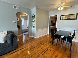Interior - Relax In Tosa—Near Downtown MKE! (Wauwatosa)