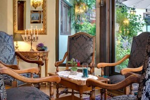 Interior - Hostellerie le Marechal Colmar (Colmar)