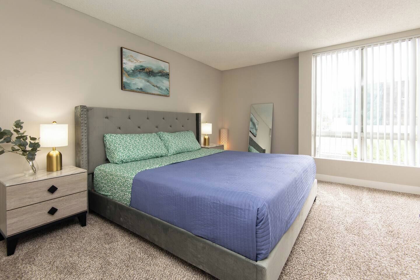 2 bedrooms, iron/ironing board, free WiFi, bed sheets