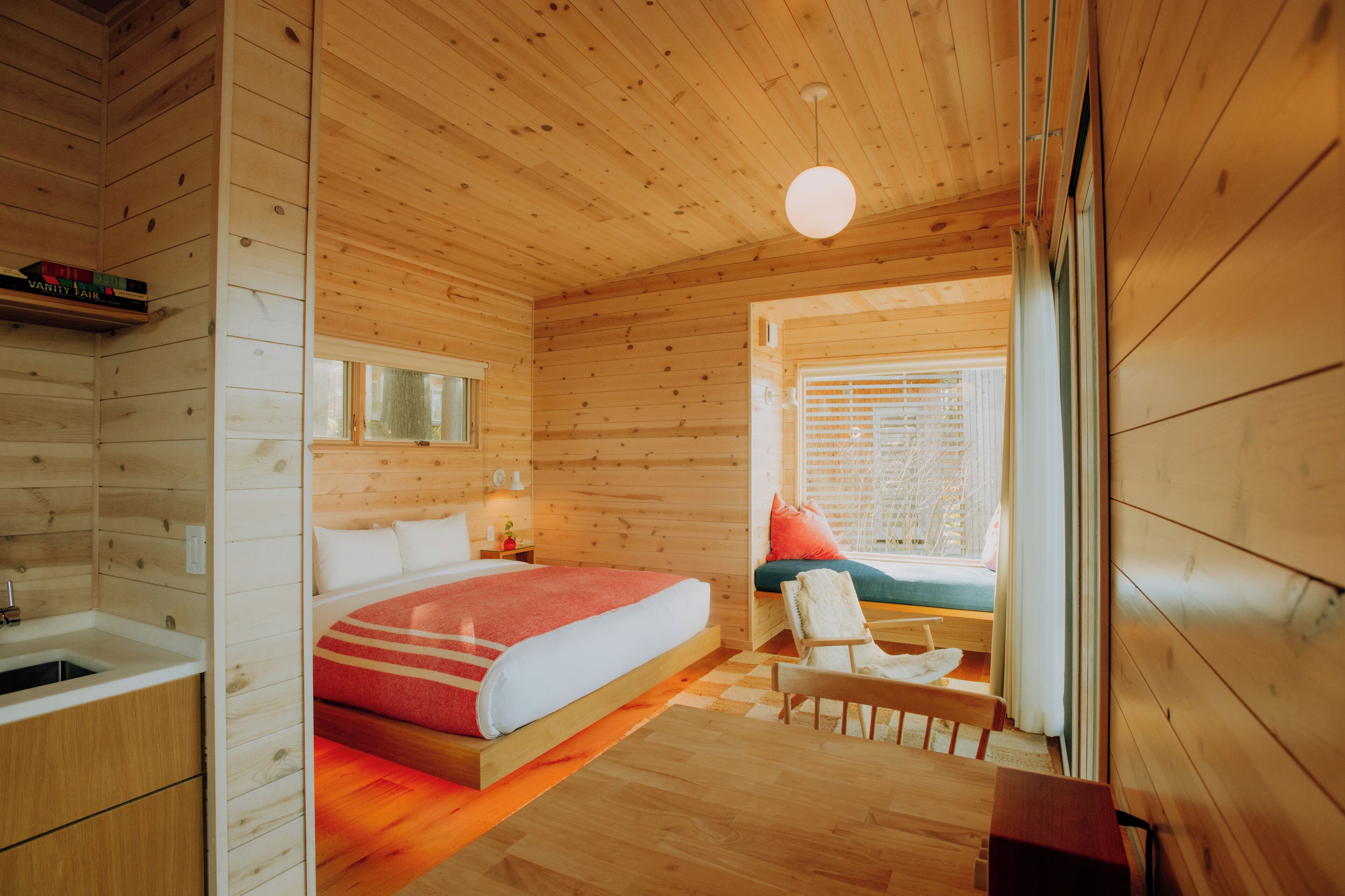 Superior Double Room, 1 King Bed, Garden View | Egyptian cotton sheets, premium bedding, down comforters, minibar