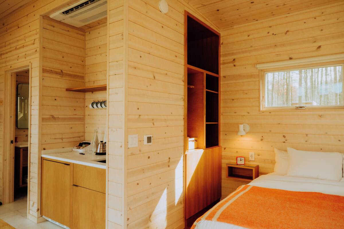 Standard-Doppelzimmer, 1 King-Bett, Gartenblick | Bettwäsche aus ägyptischer Baumwolle, hochwertige Bettwaren