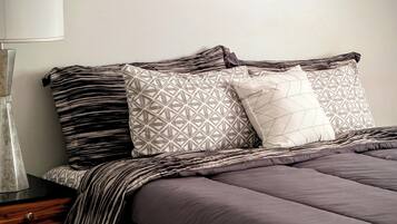 4 chambres, fer et planche à repasser, lit parapluie, Wi-Fi gratuit