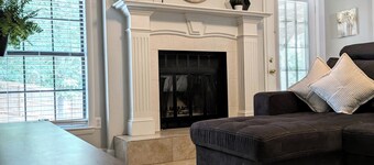 Spacious Farmhouse Near Fort Novosel Family Friendly 