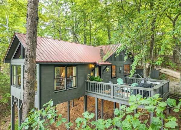 Private back deck