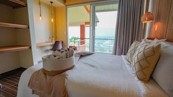 1 Schlafzimmer, Schreibtisch, laptopgeeigneter Arbeitsplatz