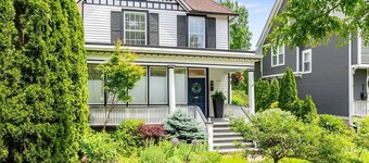 1/2 mile to NU, 5min walk to Lake, Swim Spa Pool