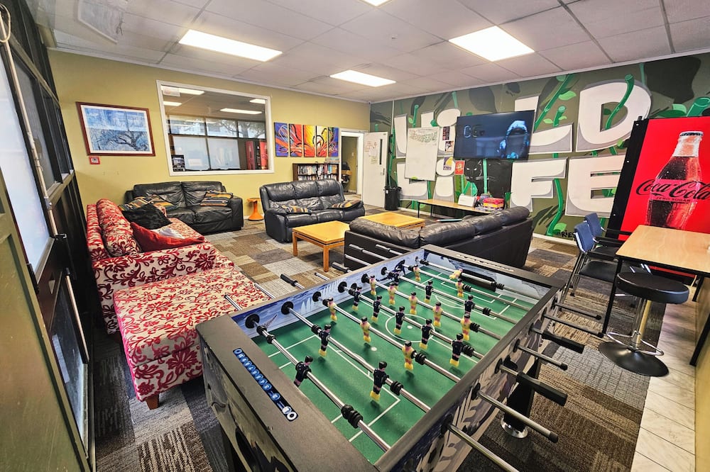 Silverfern Backpackers