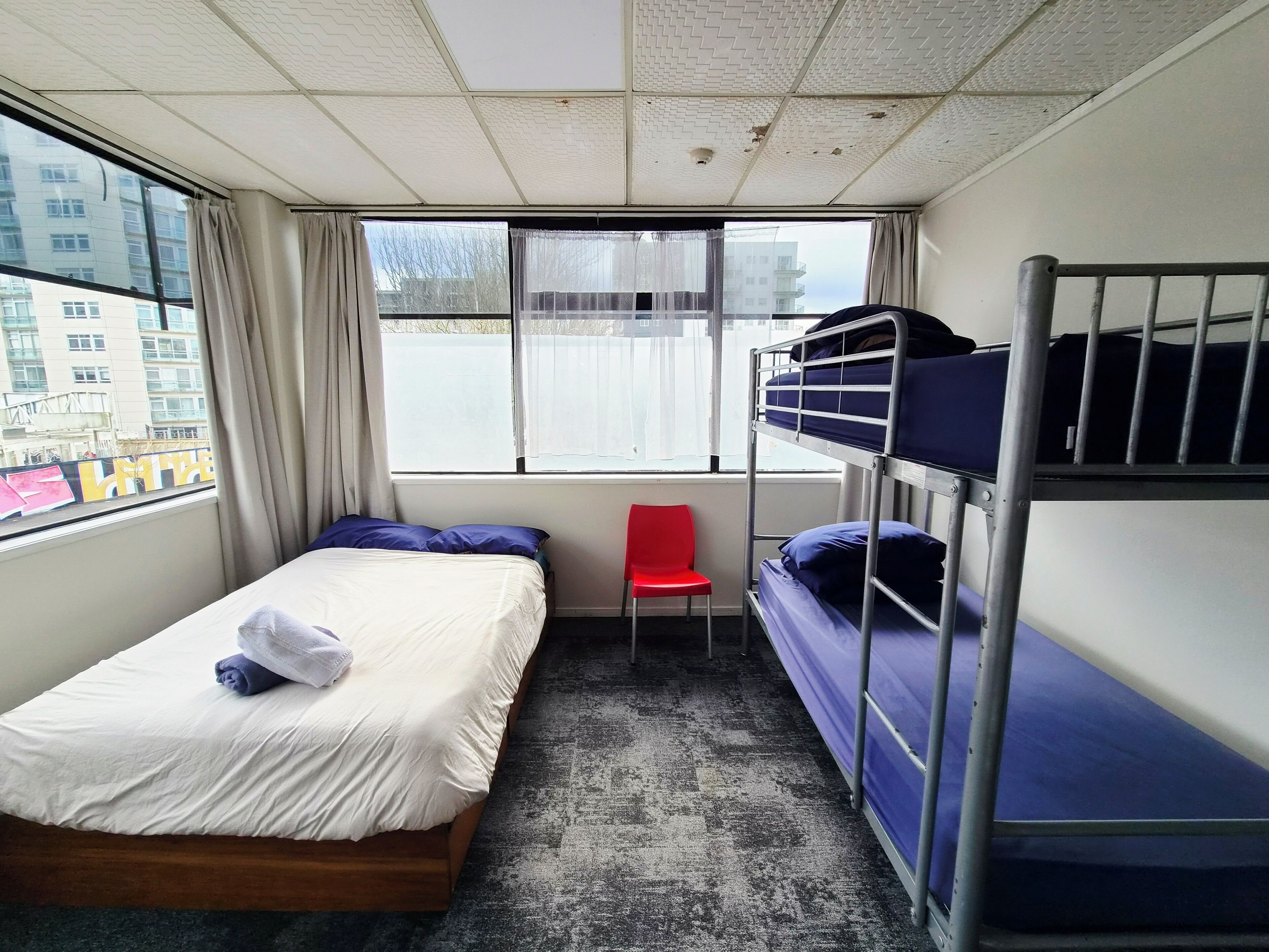 Free WiFi, bed sheets