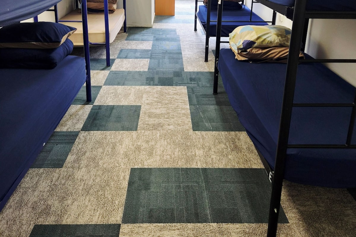 Bed in 10-Bed Dormitory | Kostenloses WLAN, Bettwäsche