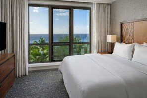 3 bedrooms, in-room safe, iron/ironing board, free WiFi