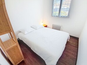 3 bedrooms, Internet