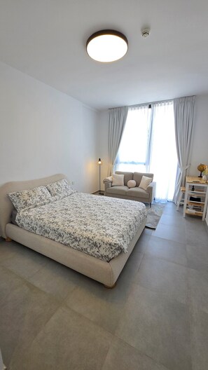 Luxury Studio Suite, City View