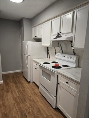 Private kitchen - Cozy Condo1 (Houston)