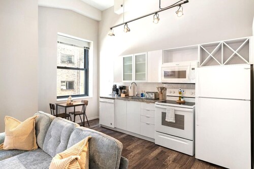 City Club - Unit 427