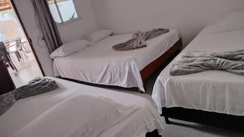 5 Schlafzimmer, Bügeleisen/Bügelbrett, WLAN, Bettwäsche