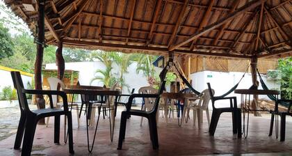 20 minutes away from the waterfalls of quebrada valencia. Hostel las cascadas is located.
