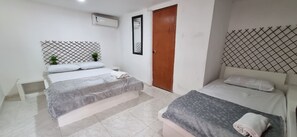 5 chambres, fer et planche Ă repasser, Wi-Fi, draps fournis