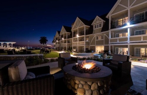 Steps from beach with beautiful Ocean View!! - Carlsbad Inn Resort Timeshare