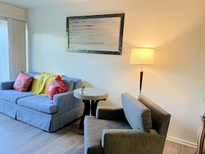 华丽公寓, 2 间卧室 | 办公桌、笔记本电脑工作区、熨斗/熨衣板、免费 WiFi