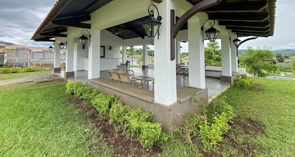 Chaparrastique Trail Housing. Pet-Friendly!