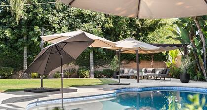 Beautiful Updated 3BR House With King Size Bed, Pool, Spa, FirePit, & EV Charger