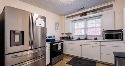 Charming 4BR Cape Cod Near Downtown Cary and Parks