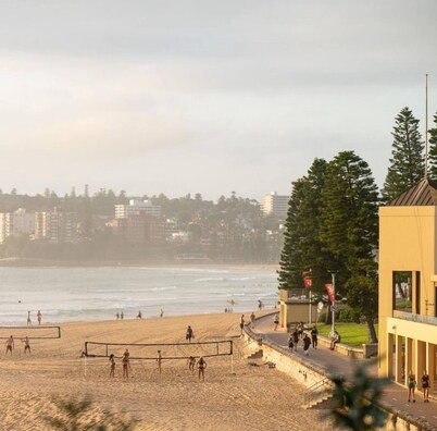 Cosy Manly Beach Hideaway