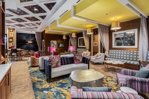 TV, fireplace - City Club - Unit 429 (Cincinnati)