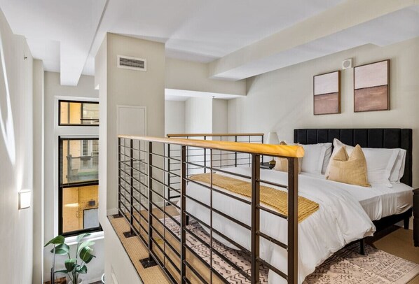 1 bedroom, desk, iron/ironing board, WiFi