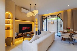 Interior detail - Villa Santa Clara by Pertama Stay (Seminyak)