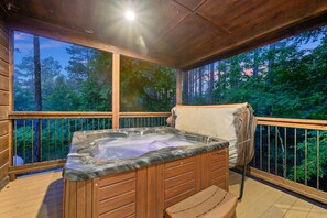 Baignoire à remous extérieure