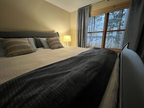 4 Schlafzimmer, Bügeleisen/Bügelbrett, kostenloses WLAN, Bettwäsche