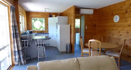 Family Cottage on Established Rural Farm. Relaxing, Secluded, has Beautiful View