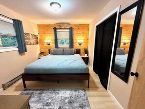 4 عدّة غرف نوم وواي فاي مجانًا وملاءات أسرّة