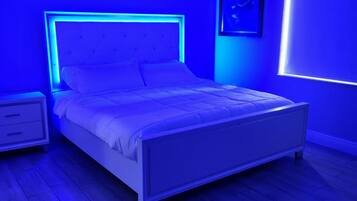 3 bedrooms, iron/ironing board, WiFi, bed sheets