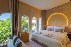 In-room safe, free WiFi
