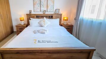 1 Schlafzimmer, Schreibtisch, Bügeleisen/Bügelbrett, Reisekinderbett