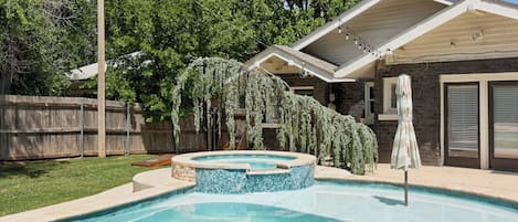 Piscine extérieure