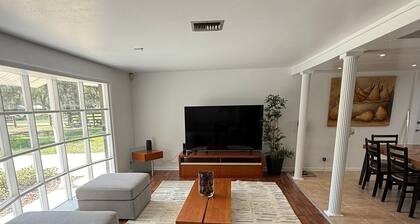 Cozy Countryside Retreat — 3 bedroom home with WiFi and AC in Dade City Florida