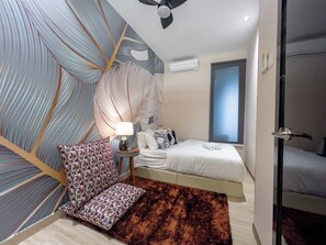 2 habitaciones, tabla de planchar con plancha, wifi y ropa de cama