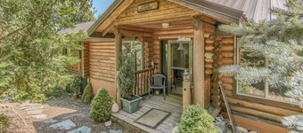 Cabin in the Mountains of Ashland