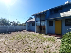 Exterior - Blue Oasis, Esperance (Esperance)