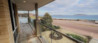 West Beach House Esperance