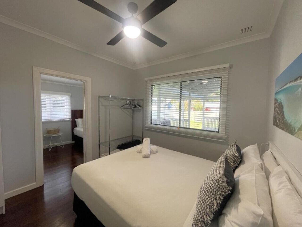 3 chambres, fer et planche à repasser, Wi-Fi, draps fournis