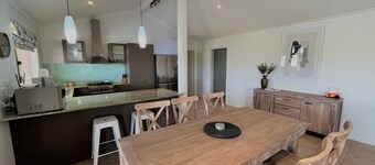 The Willow, West Beach