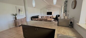 The Willow, West Beach