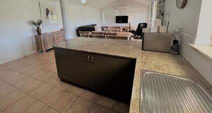 The Willow, West Beach