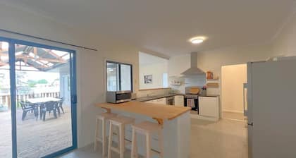 Esperance Bay Retreat