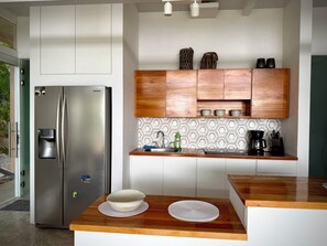 Microwave, stovetop